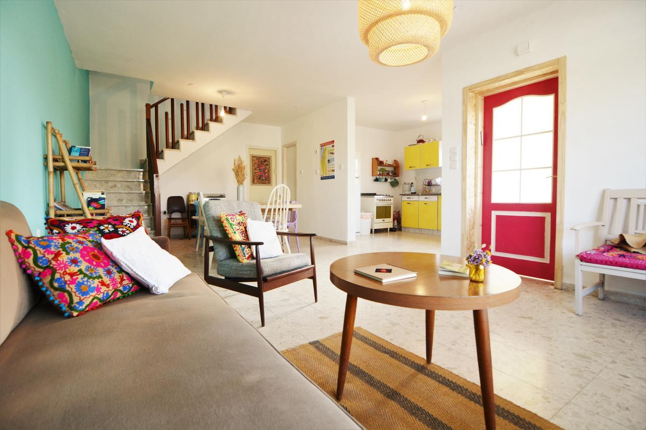 The White Hill Guesthouse Yeroham Dış mekan fotoğraf